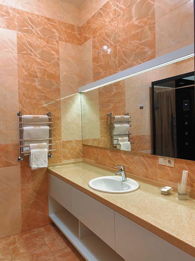Myline Relax Complex Hotel Astana Ngoại thất bức ảnh